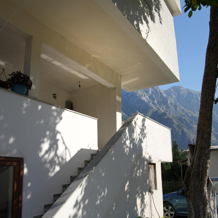 Guesthouse Skender Selimaj Вальбоне Екстер'єр фото